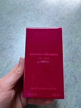 Narciso Rodriguez For Her Eau de Parfum Intense